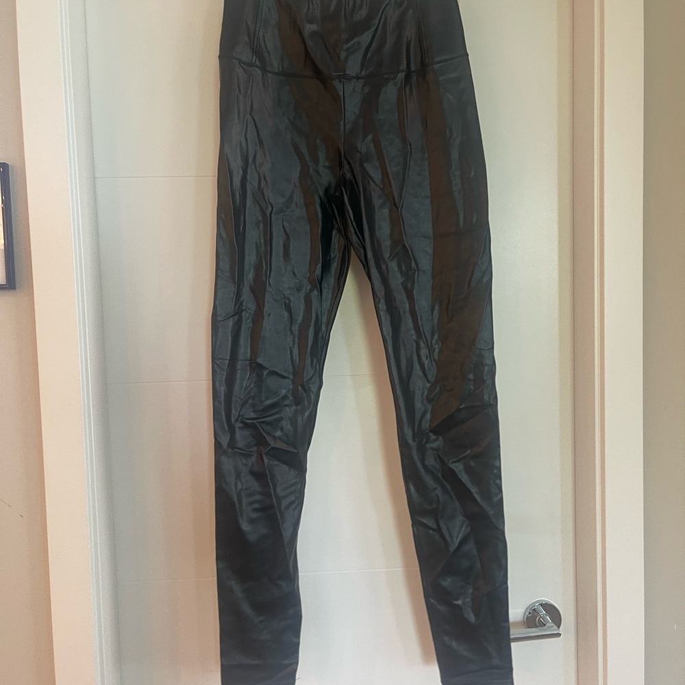 Wilfred Aritzia Black Faux Leather Leggings